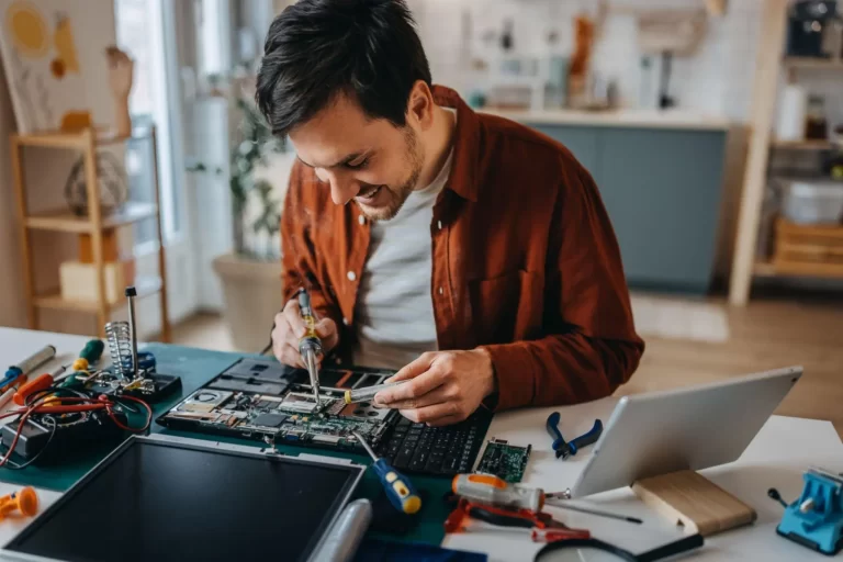 Why Choose Us? The Best Laptop Repair Service Near You.
